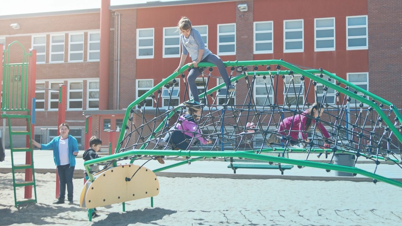 Illustration for Work Package 5: playground with children